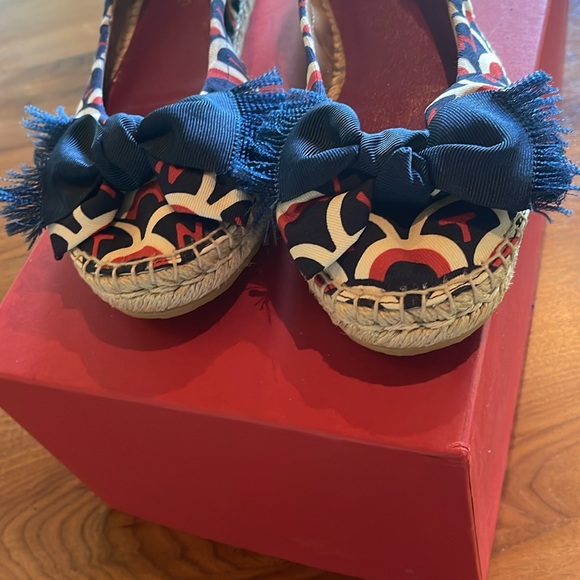 New Valentino Garavani Espadrille Flats - Picture 9 of 12